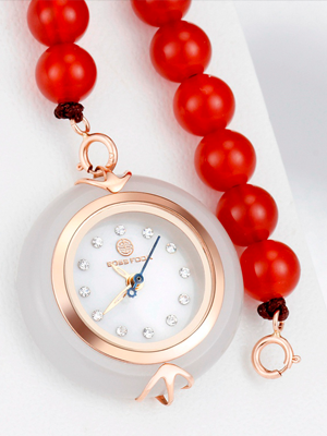 红玛瑙链和田玉手链18k表